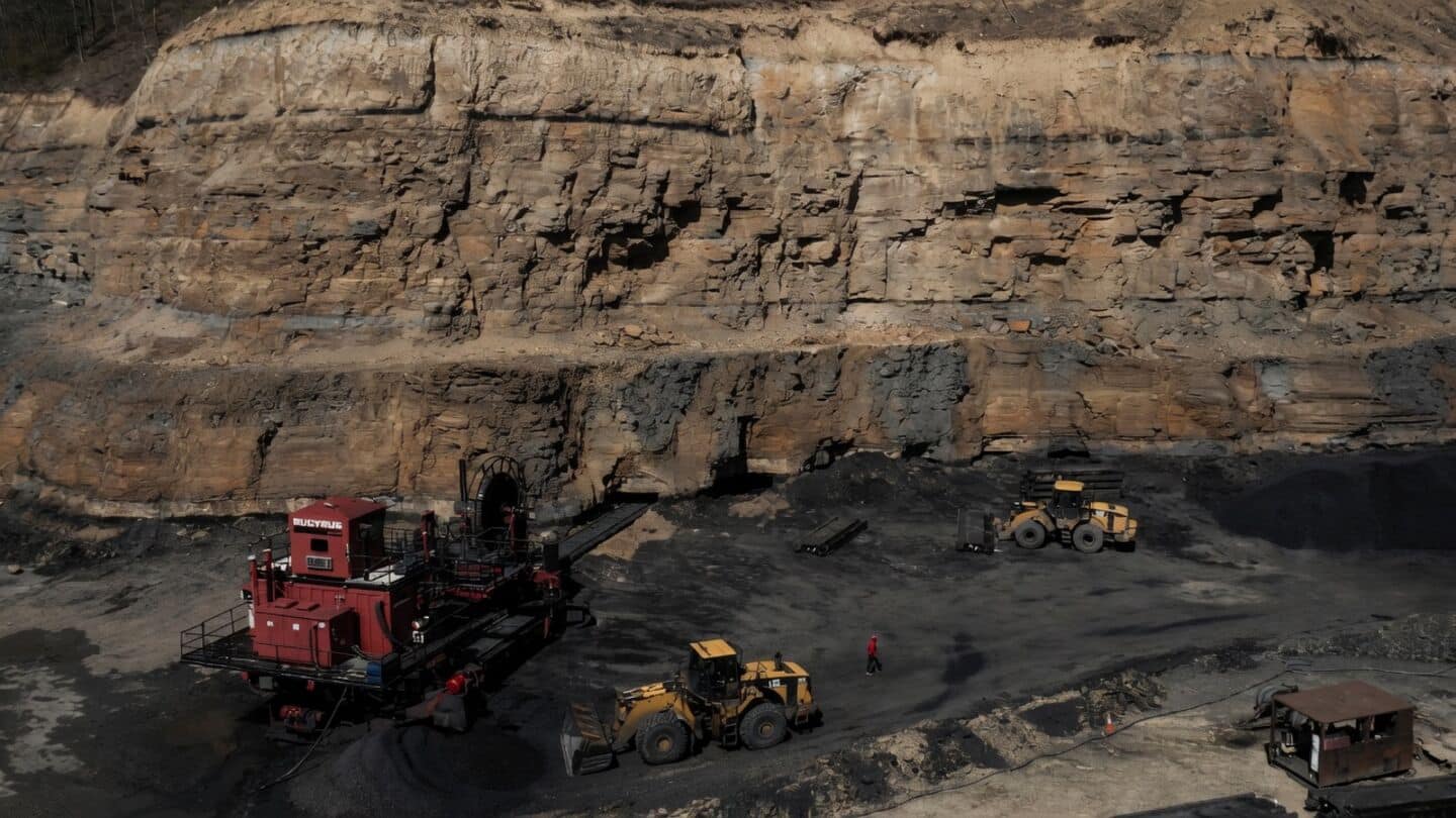 Coal India Apr-Jun 2026 profit up 0.69% revenue ₹46,254.80cr