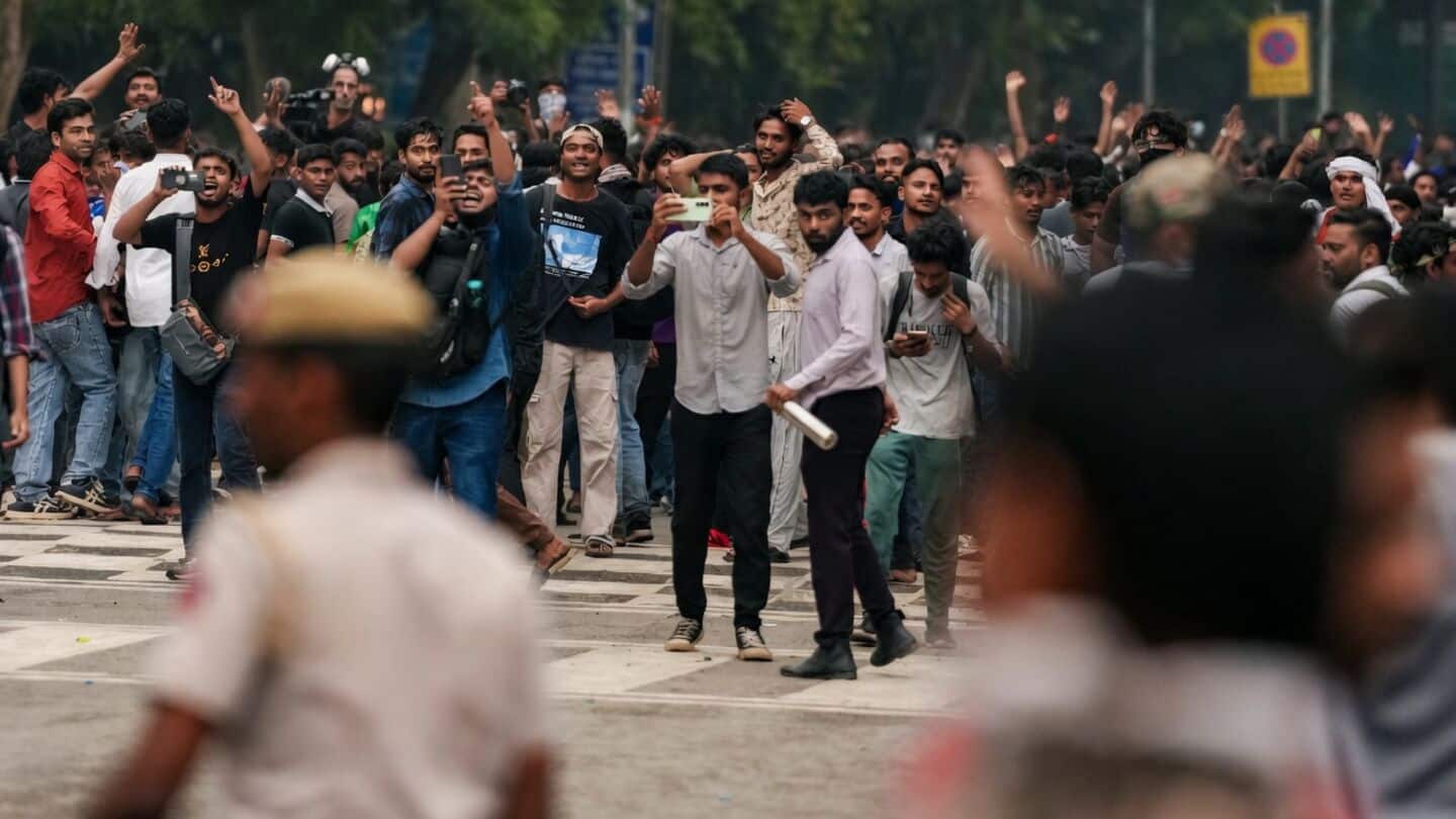 NEET exam leak sparks alleged CJP stone-throwing at Jantar Mantar