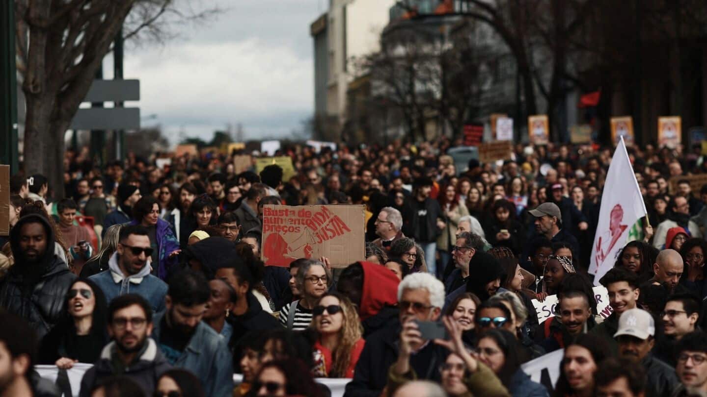 Portugal's CGTP-led Lisbon crowds protest soaring costs and housing crisis