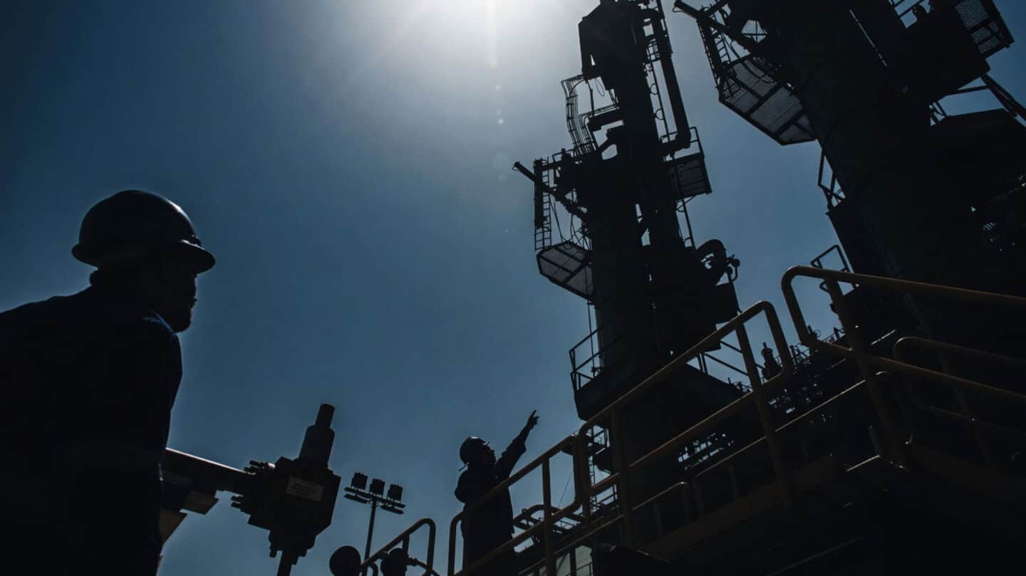India Petroleum Ministry denies 2,000-km Oman to Gujarat pipeline talks
