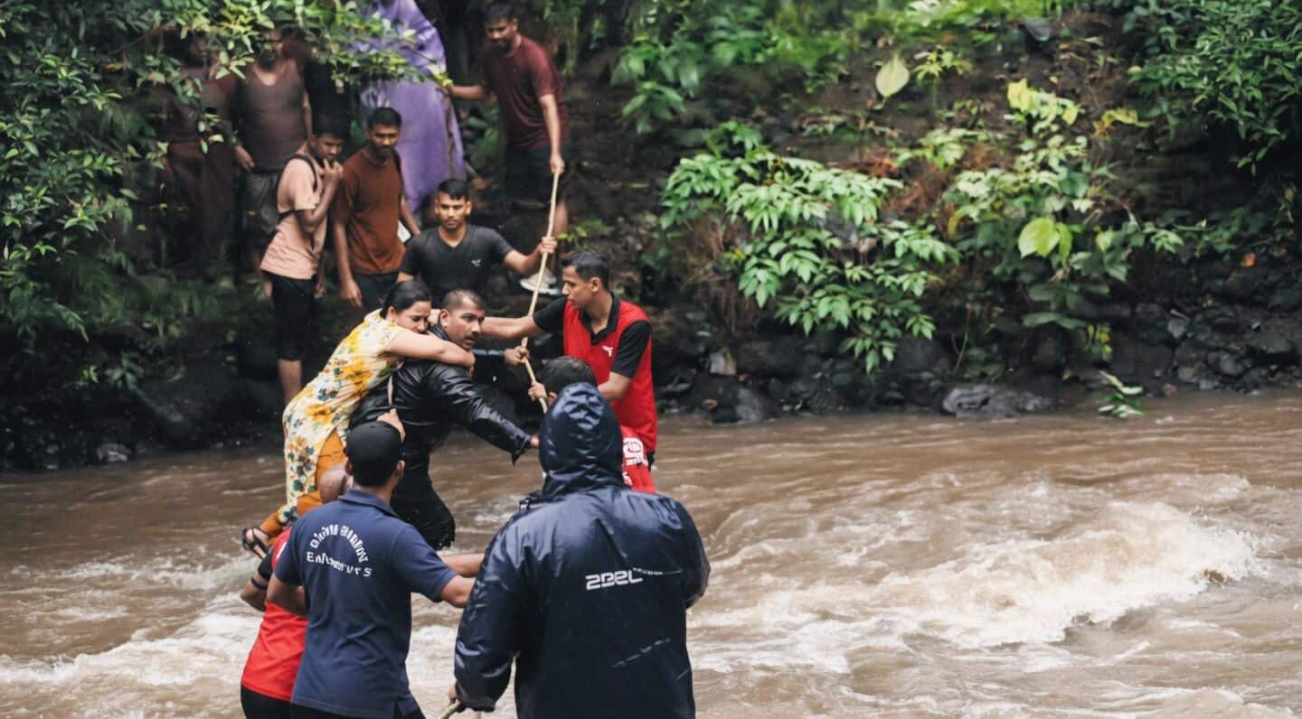 Heavy rains trap 72 tourists near Zenith Waterfall in Khopoli