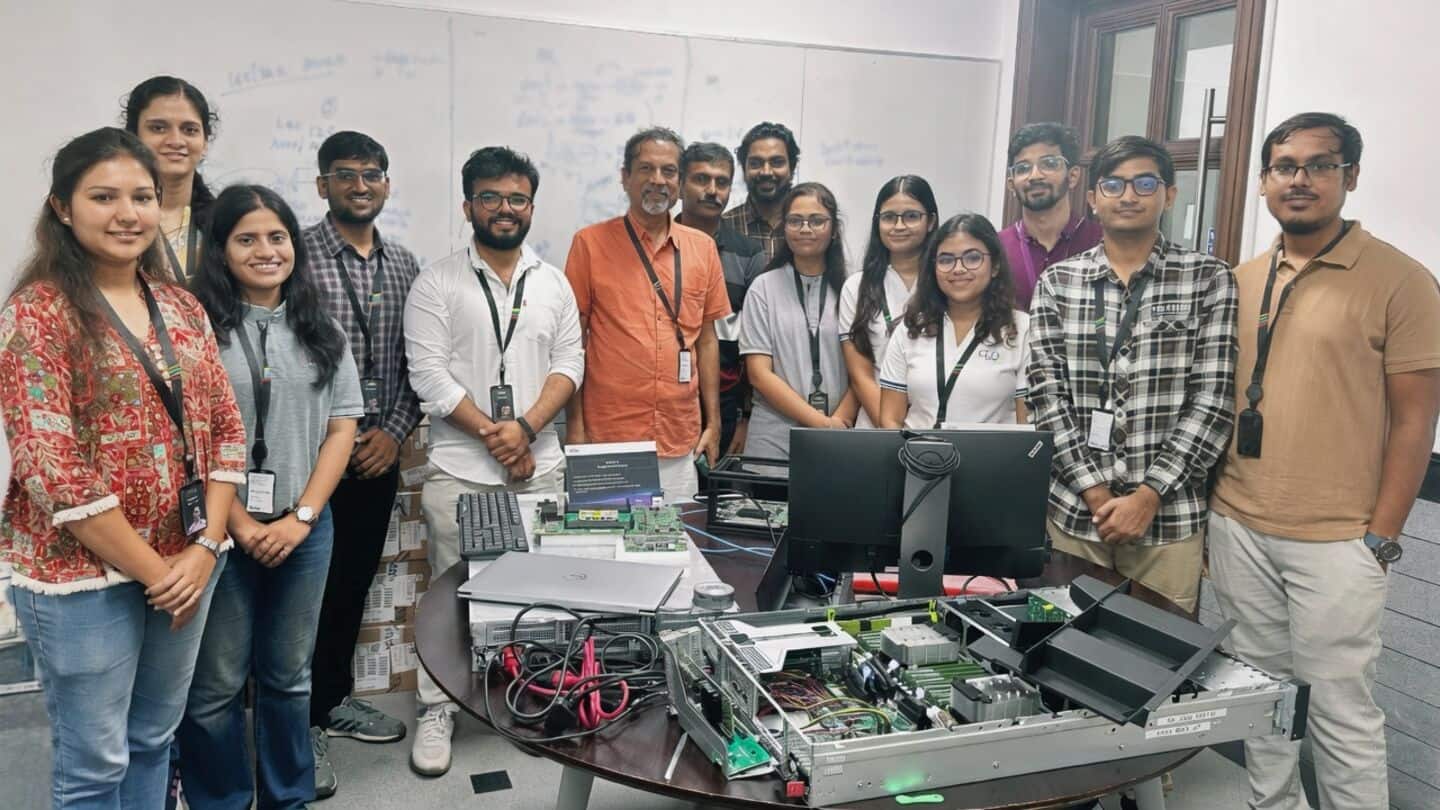 Zoho unveils Nathu La server to curb India hardware imports