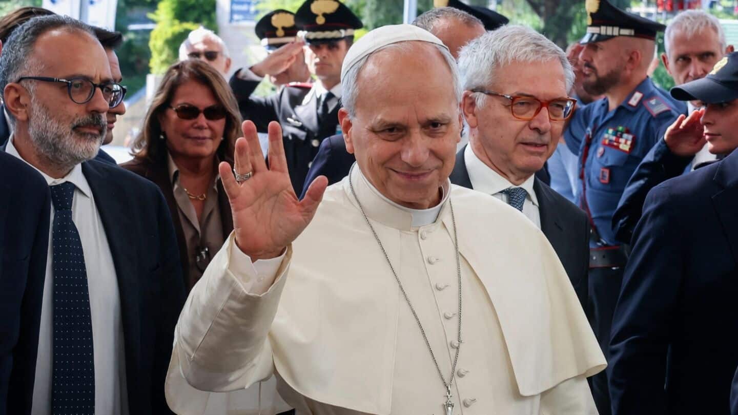 Vatican confirms Pope Leo XIV lung cancer diagnosis and surgery