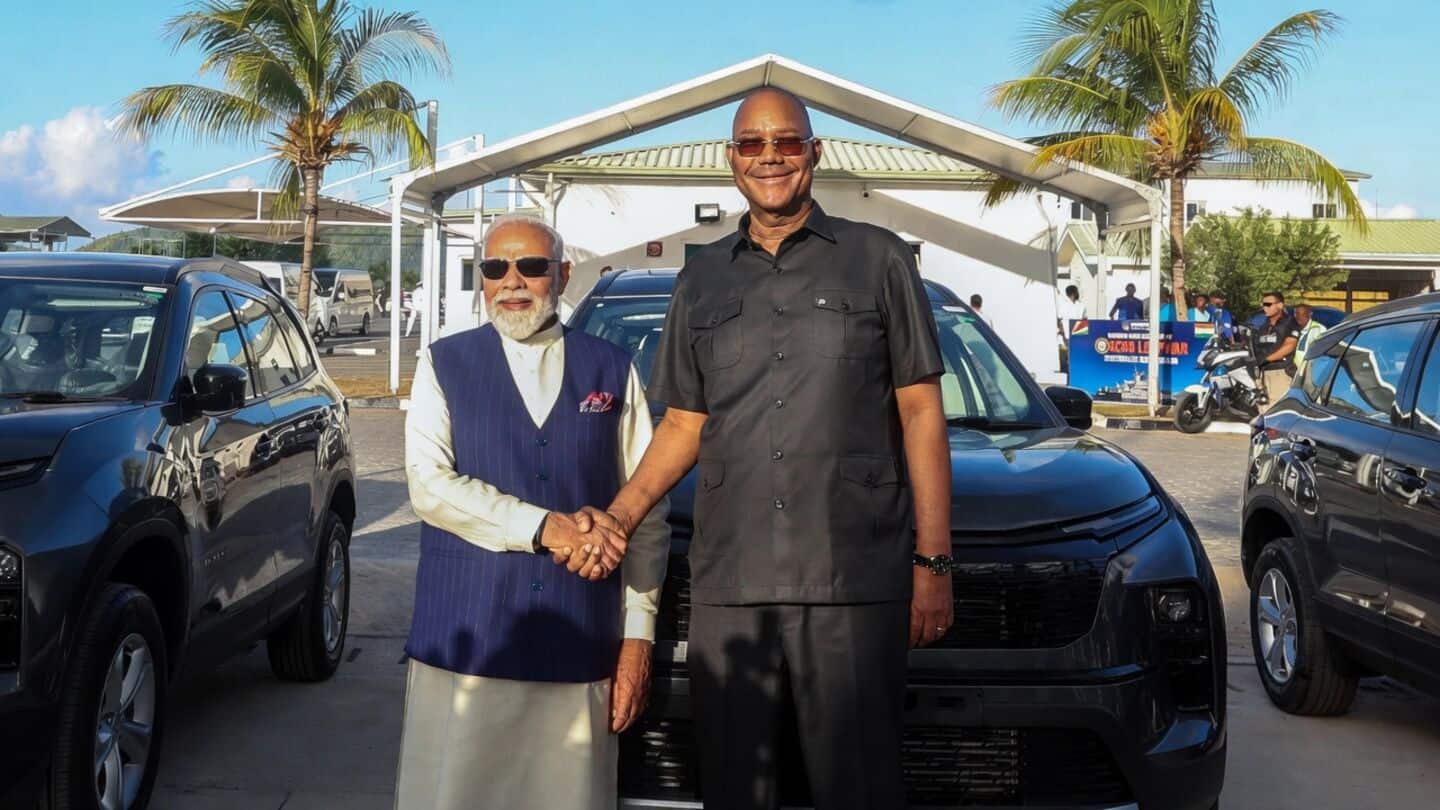Narendra Modi meets President Herminie during Seychelles 50th celebrations