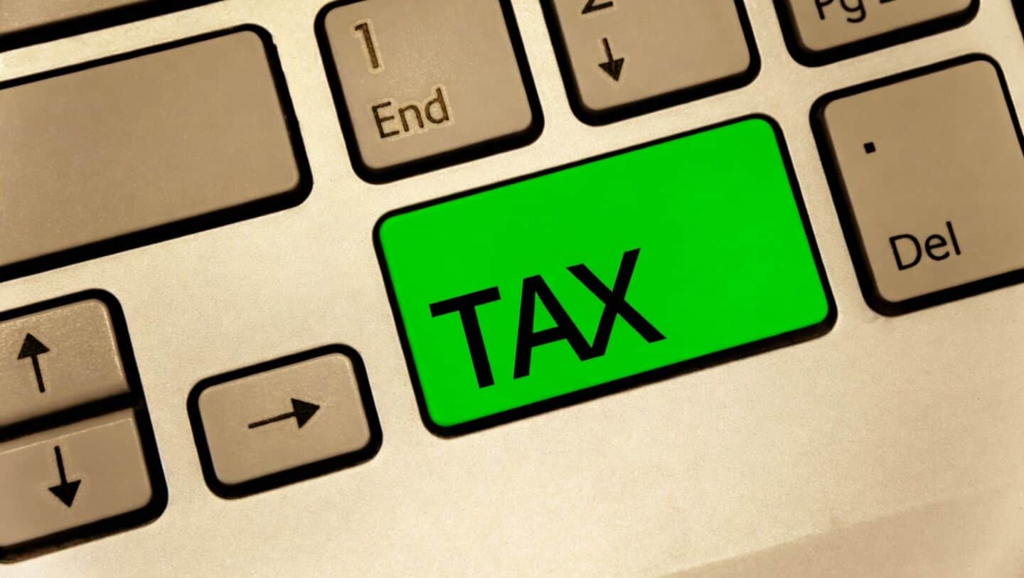 Nearly 2.7 million refunds delayed beyond 90 days, average 35 days