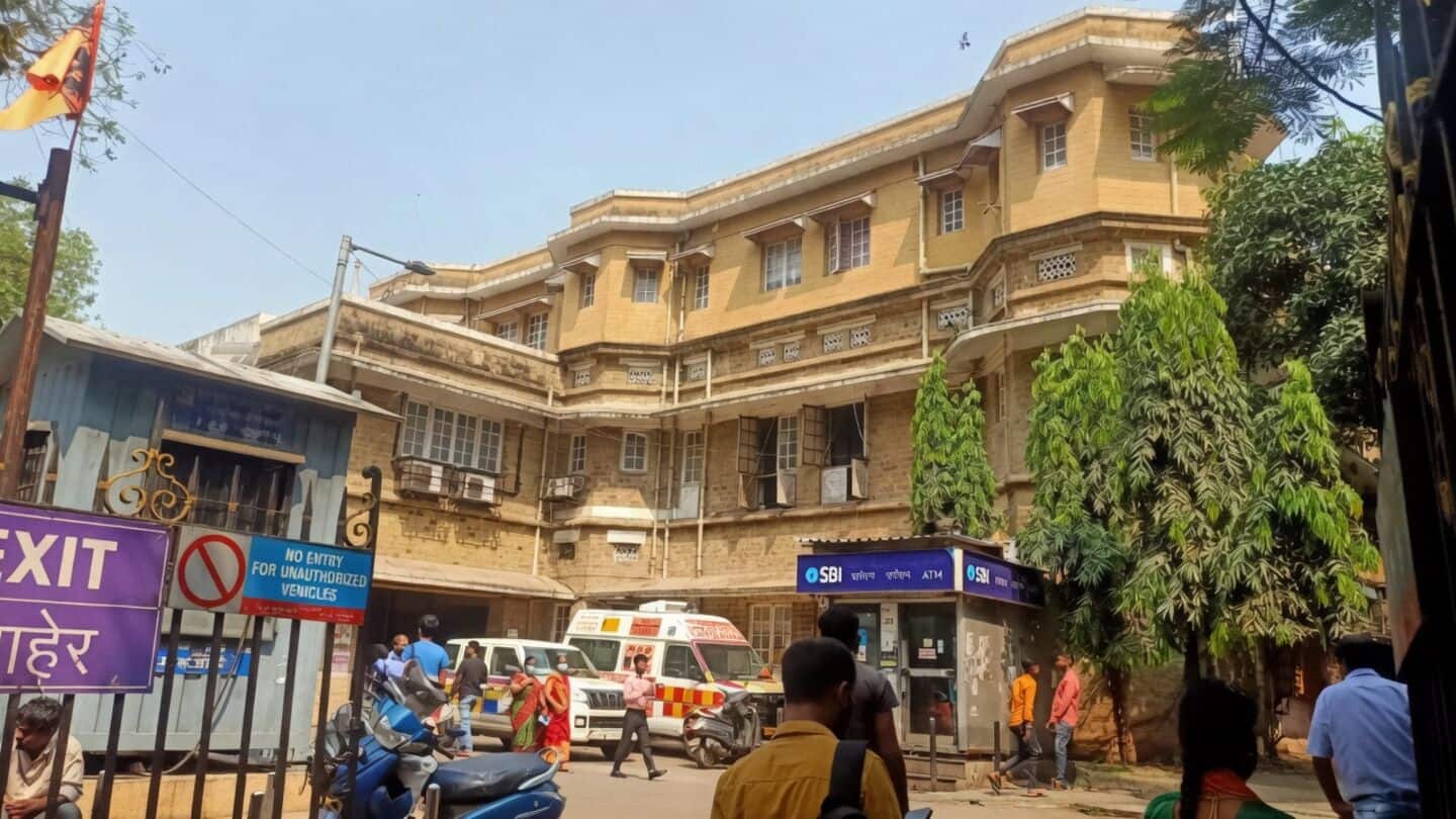 KEM places Sejal Pawar on 15-day leave after cadaver remarks