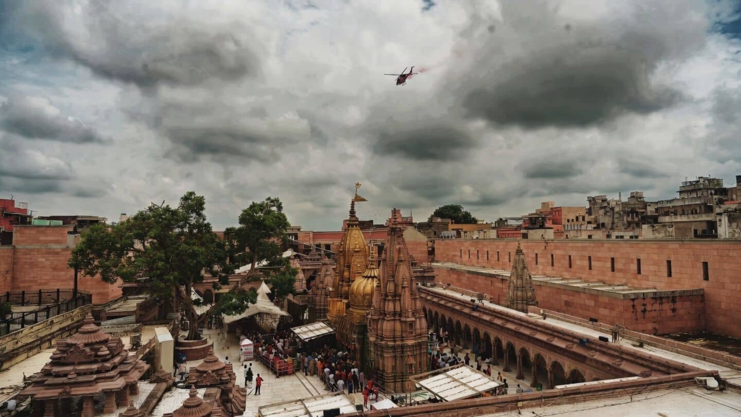 Helicopter showers rose petals over Varanasi devotees on Sawan Monday