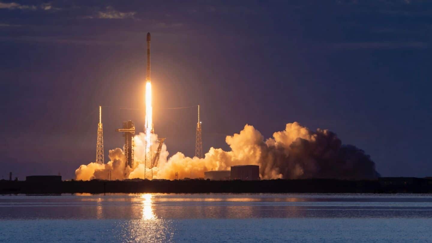 SpaceX to launch 3 BlueBird satellites for AST SpaceMobile