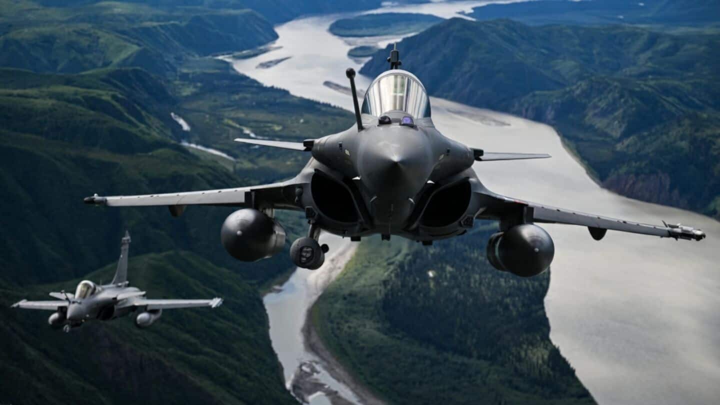 Dassault Aviation tests 2 Rafale AIs with Thales and in-house