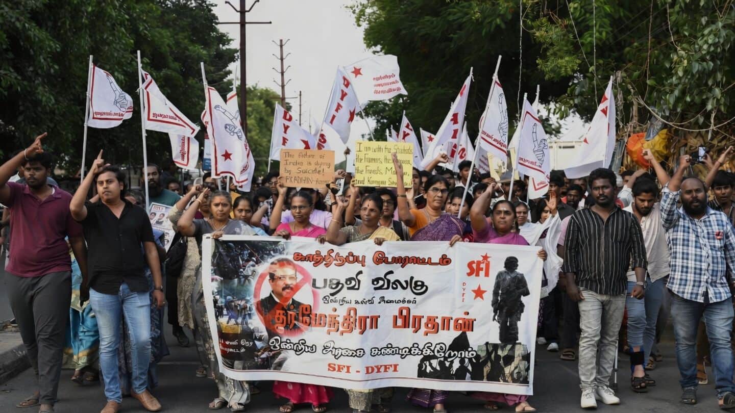 Coimbatore students, youth seek Dharmendra Pradhan's resignation over NEET leak