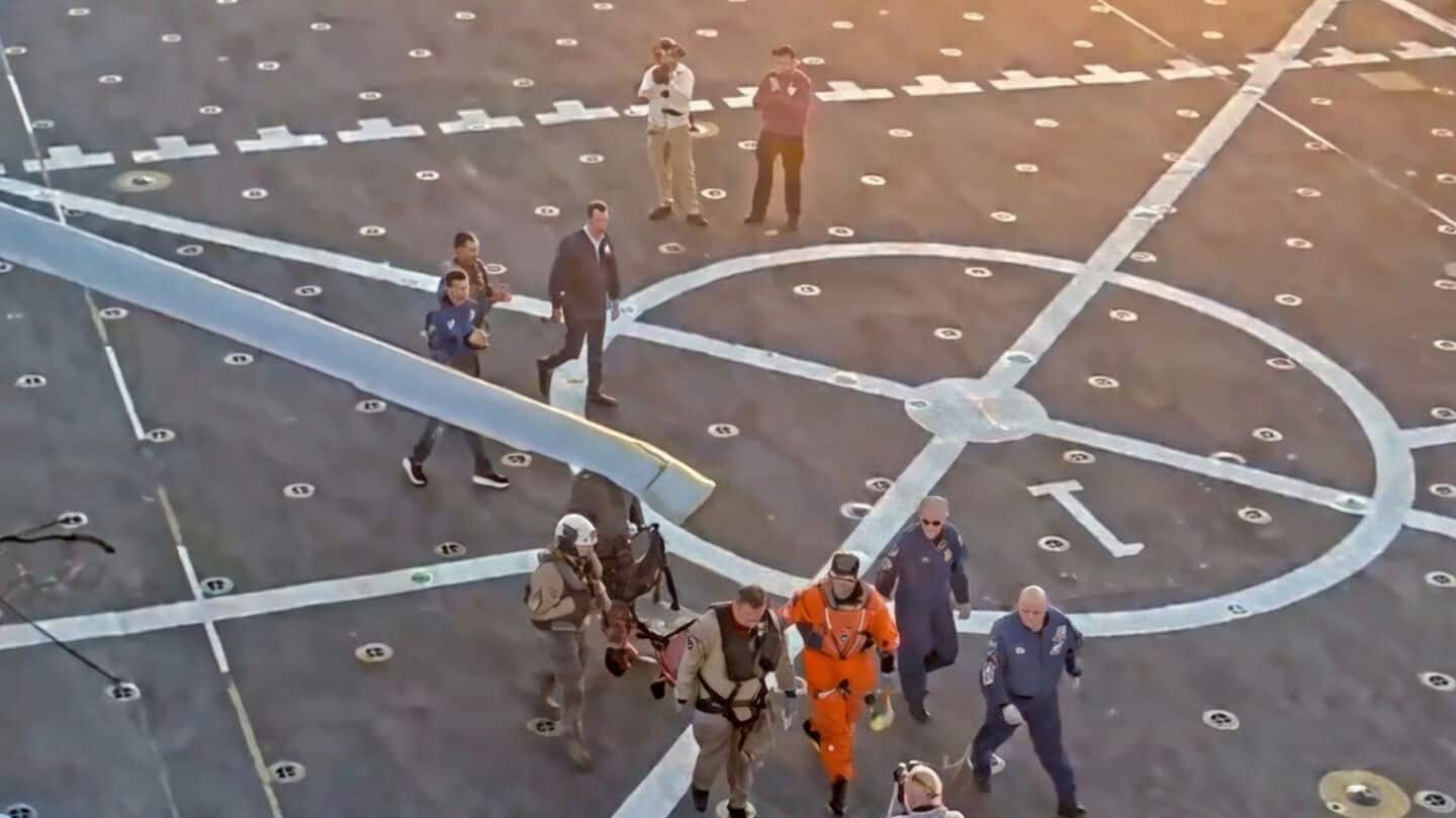 NASA Artemis II crew lands safely after orbiting the moon