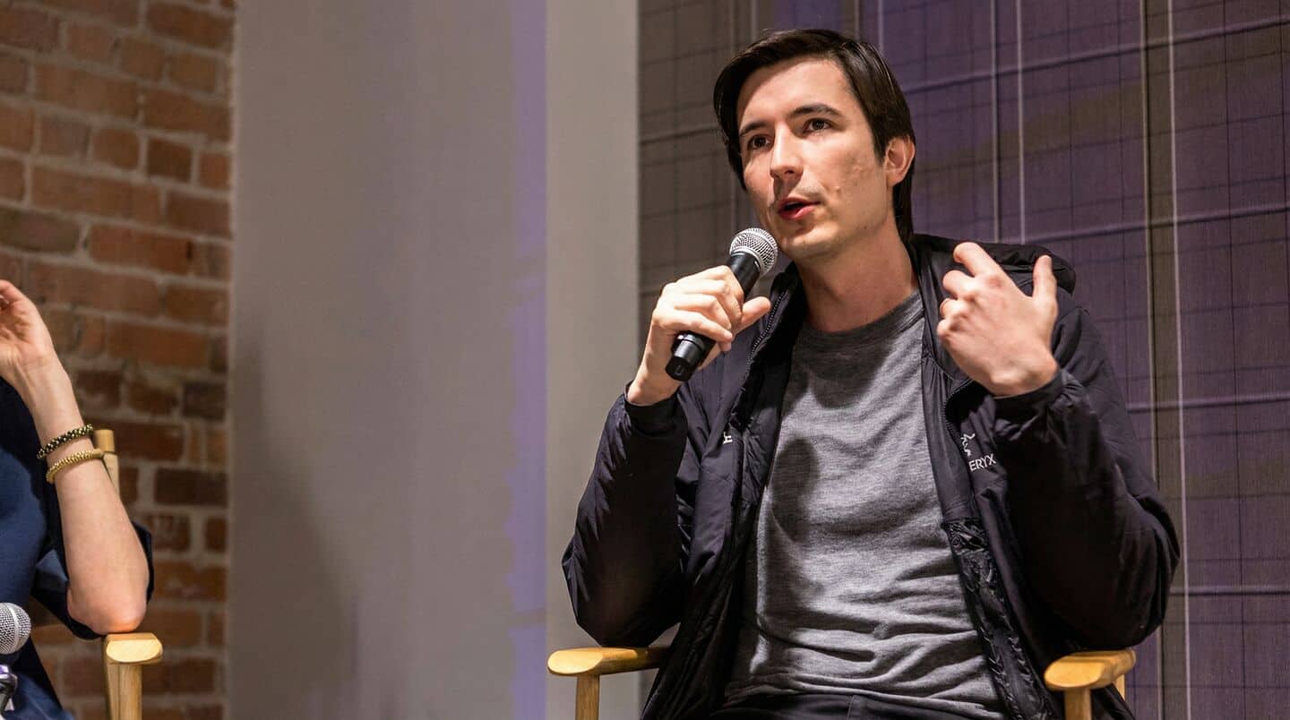 Robinhood's venture fund drops 16% on NYSE debut