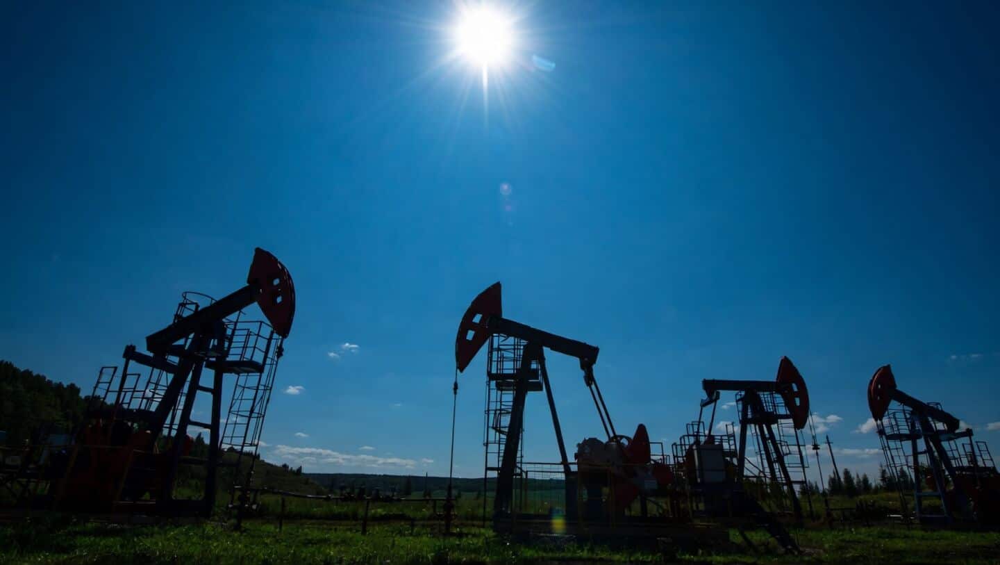 Oil prices soar as Iran blocks key shipping route