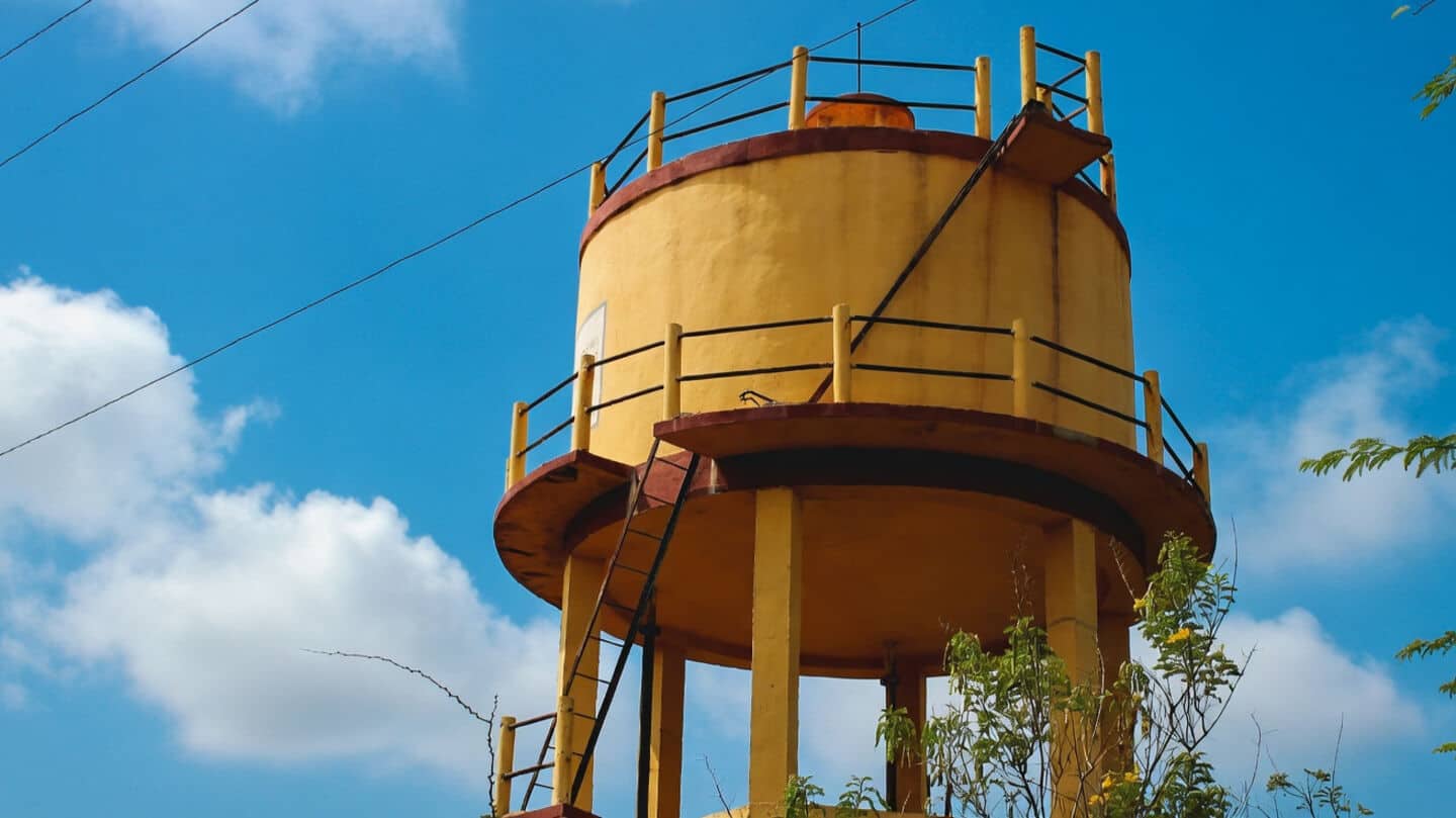 Uttar Pradesh woman climbs water tank over reported broken engagement