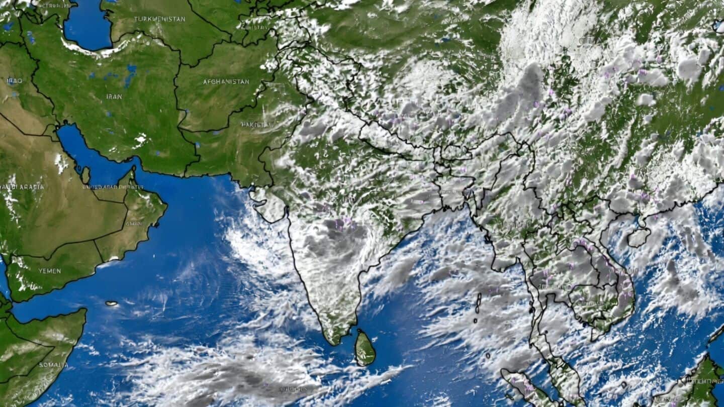 Powerful Maharashtra system restores monsoon, deficit drops to 14%