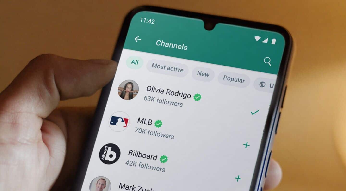 WhatsApp adds 15-minute status caption edits for Android beta testers