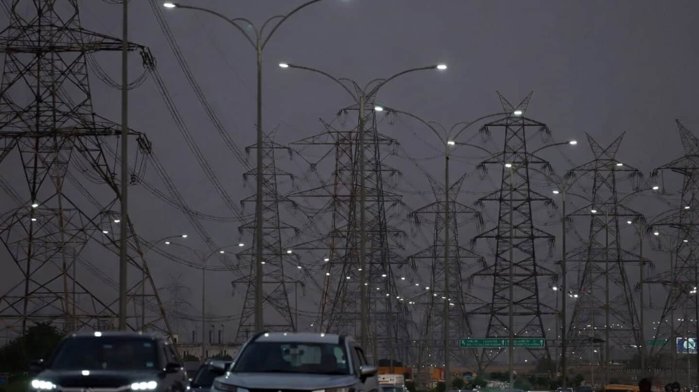 Delhi government may stop free electricity for locked homes