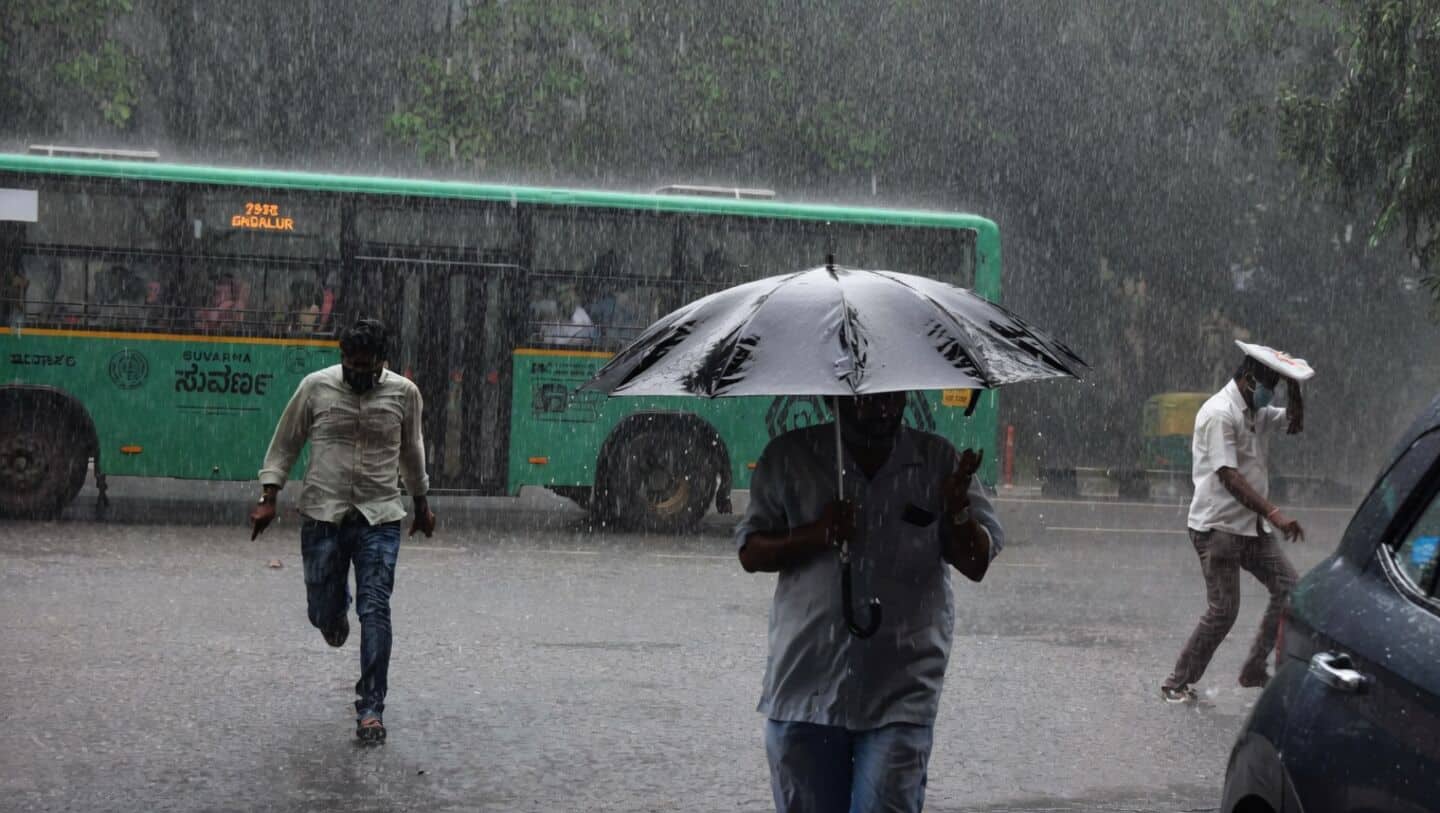 IMD warns heavy pre-monsoon rain across Karnataka from May 22