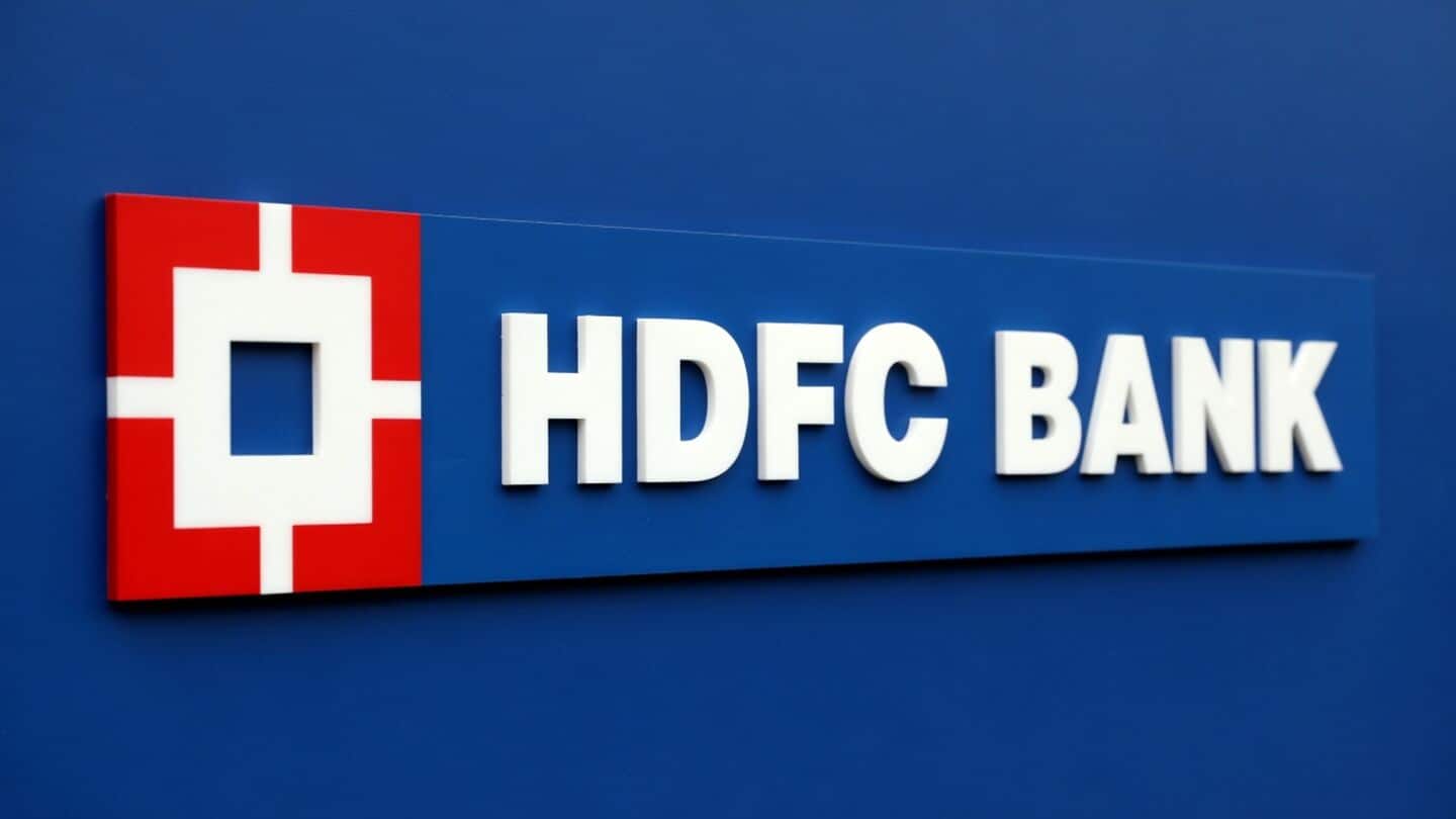 HDFC Bank shares rise over 1% to ₹738.55, boosting markets
