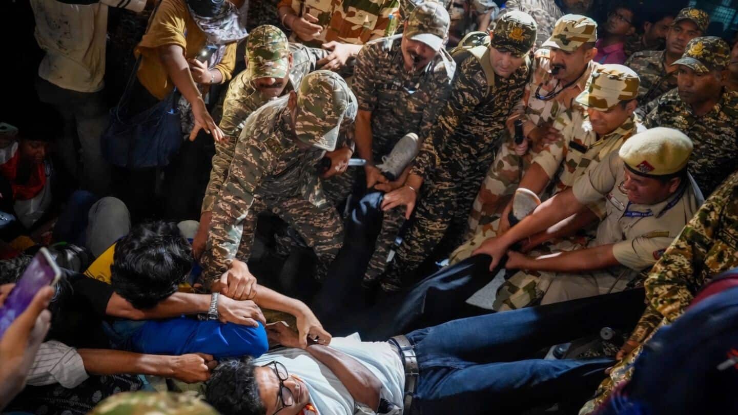CRPF woman officer praised after reportedly slapped at Delhi protest