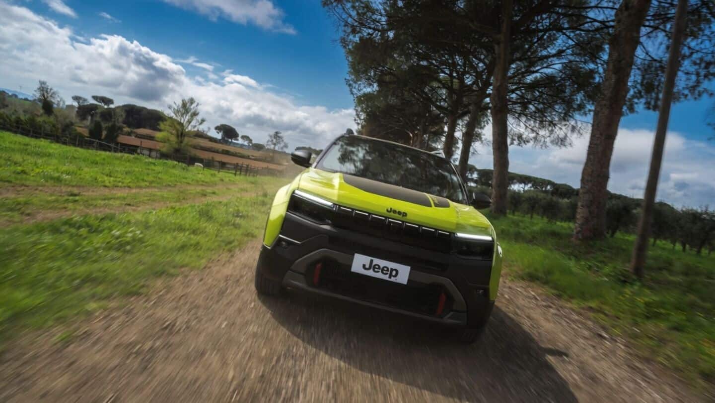 Jeep unveils sharper 2027 Avenger with LED lights, new colors