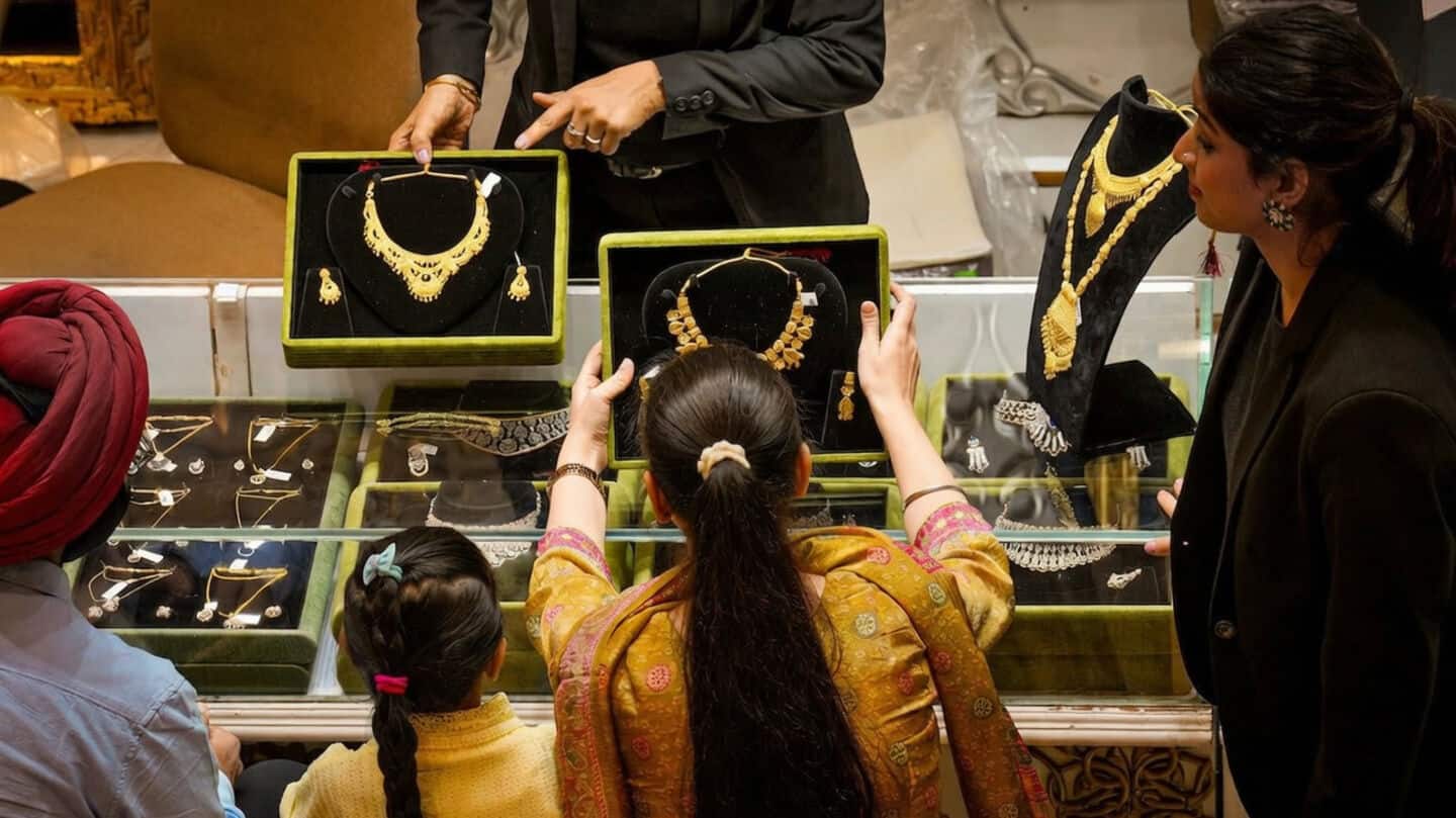 Gold, silver prices today: Rates rise on global uncertainty