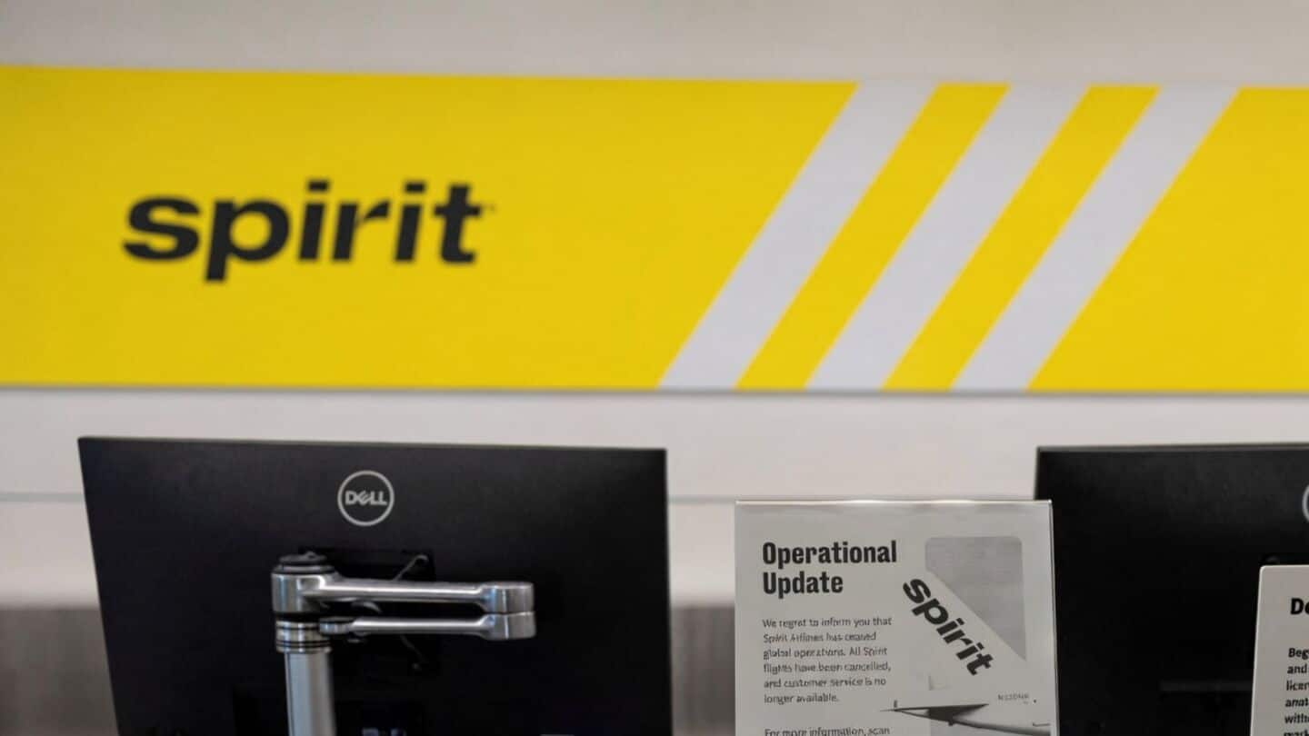 Bankruptcy court pauses Google's $10 million Spirit Airlines records sale