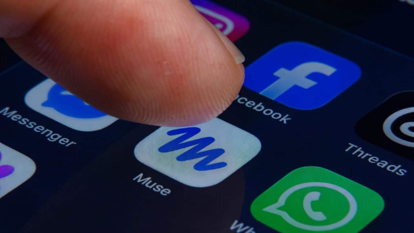 Meta's Muse tops Apple App Store, stock +11%, Amazon blocks