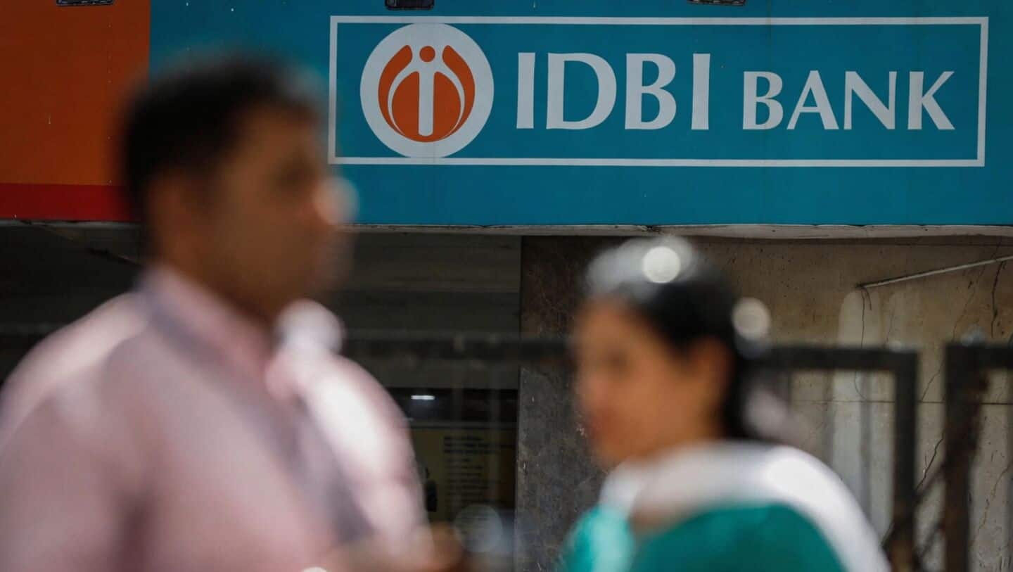 Government revives IDBI privatization with Fairfax and Emirates NBD bids
