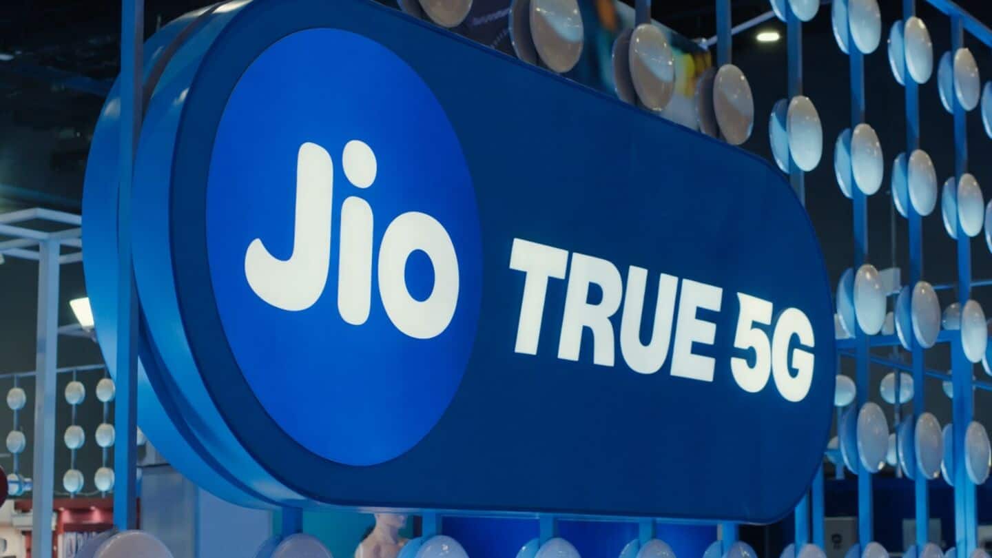 Jio adds 3.33 million active wireless users, nears 499 million