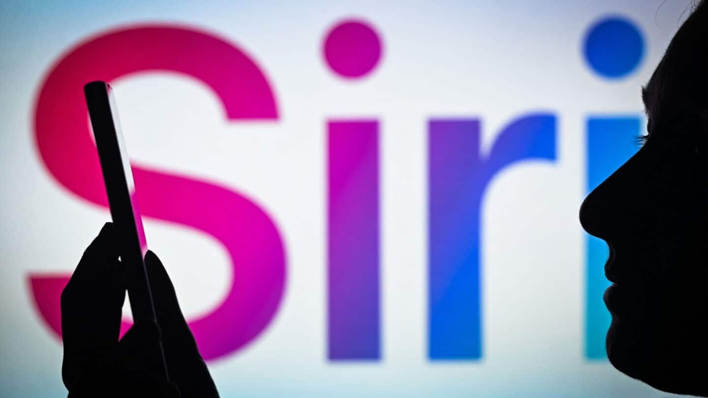 Apple remakes Siri as Google Gemini chatbot with retention choices