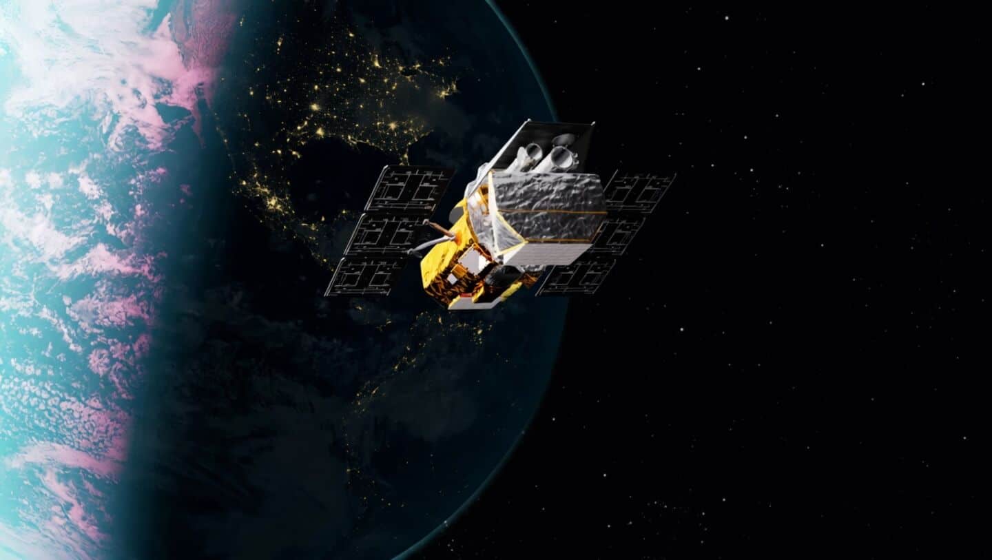 NASA to use private link spacecraft to raise Swift's orbit