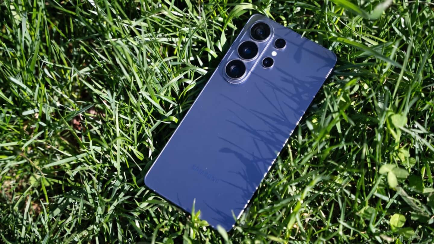 Samsung's AirDrop-like Quick Share is now rolling out in US.