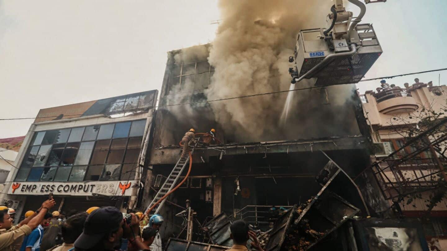 Lucknow artist paralyzed from waist down after Aliganj fire escape