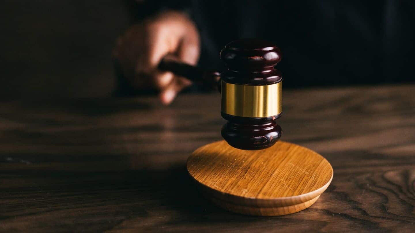 Supreme Court tells government to fix NCLT backlog of 30,600