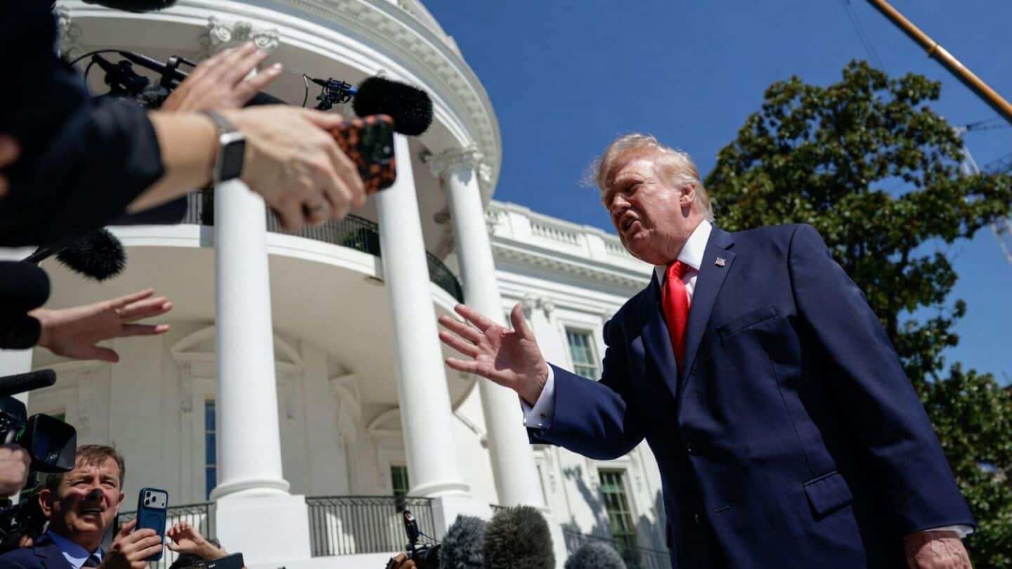 CNN, MS NOW, Politico sue Trump over White House ban