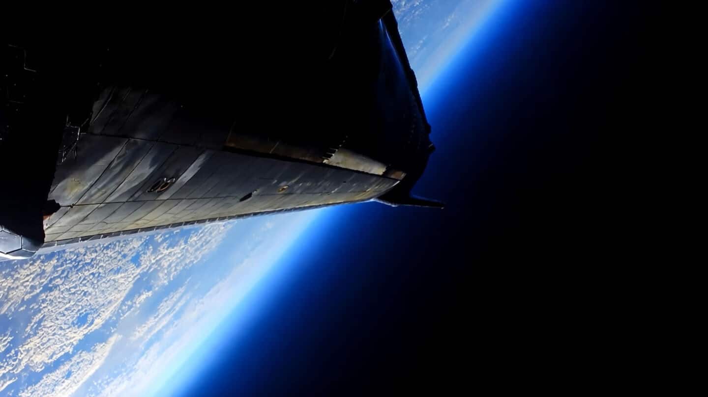 SpaceX launches Starship from Texas, attempts 20 Starlink deployments