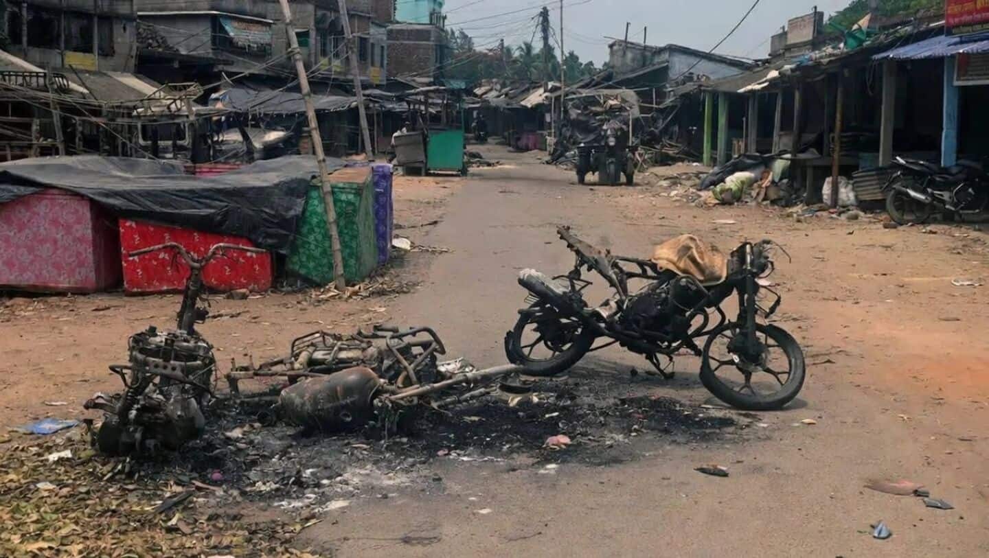 मुर्शिदाबाद में बम धमाका, कई घायल; बंगाल चुनाव से पहले हिंसा का खौफ!