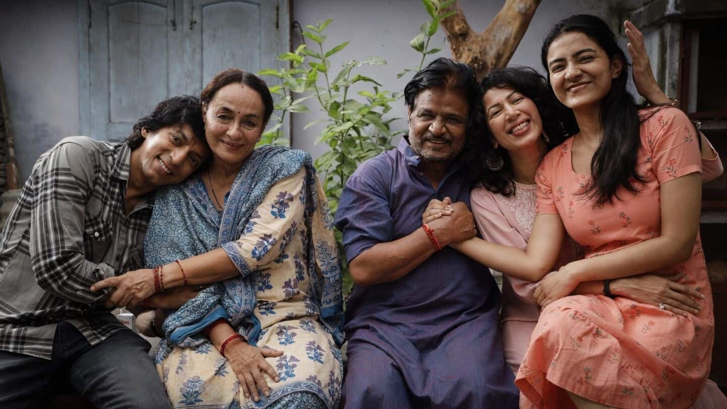 'Om Ka Hari' trailer follows Yadav and Jha's Varanasi journey