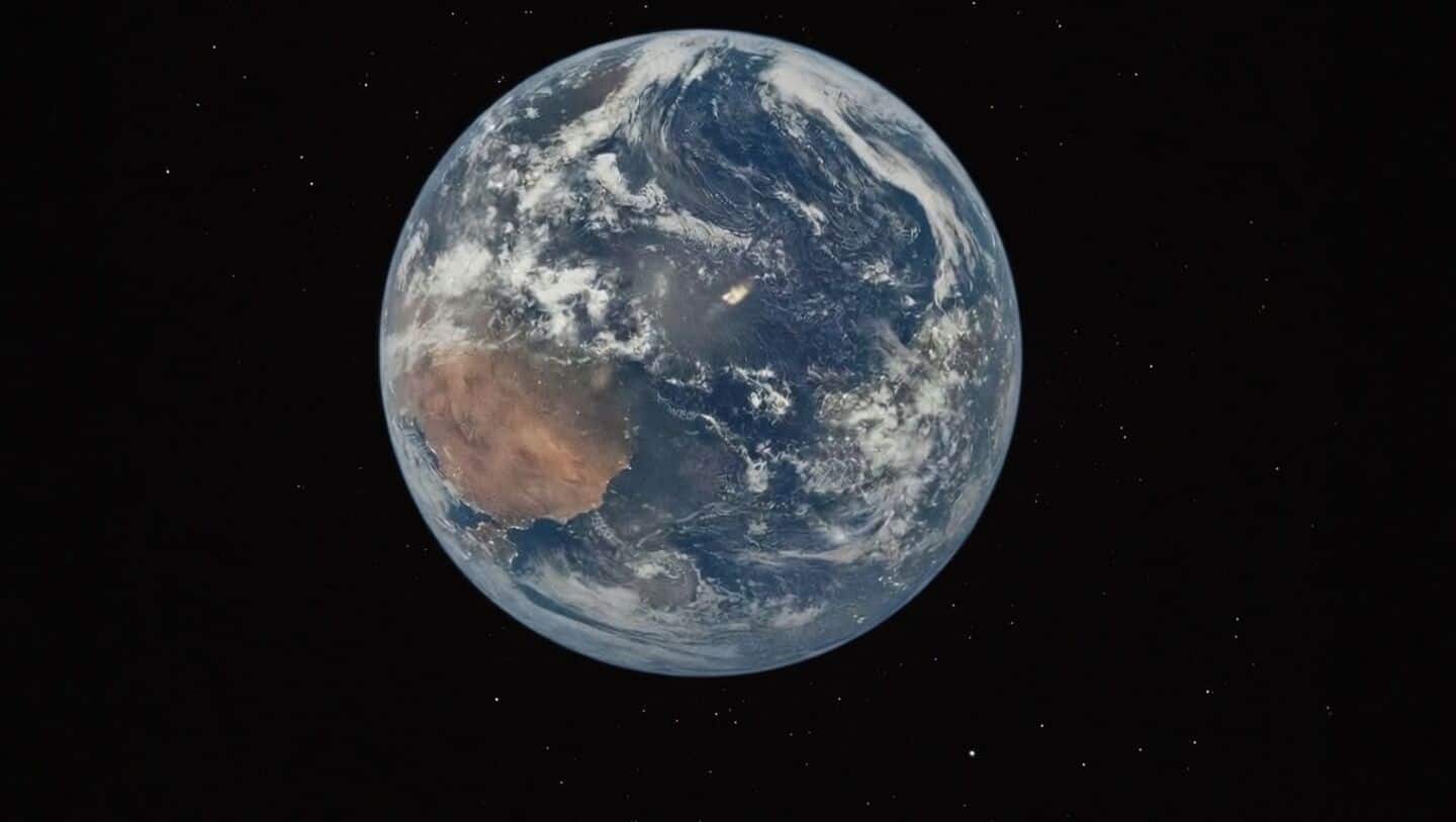 Artemis 2 timelapse shows Earth during April 2026 Moon trip