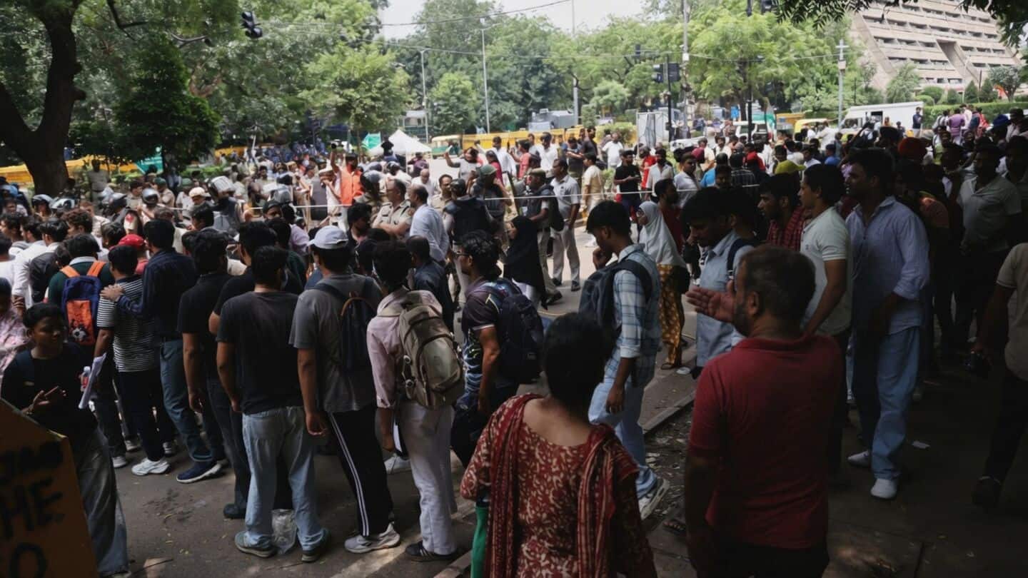 Delhi Police detain 20-25 people returning from Jantar Mantar protest