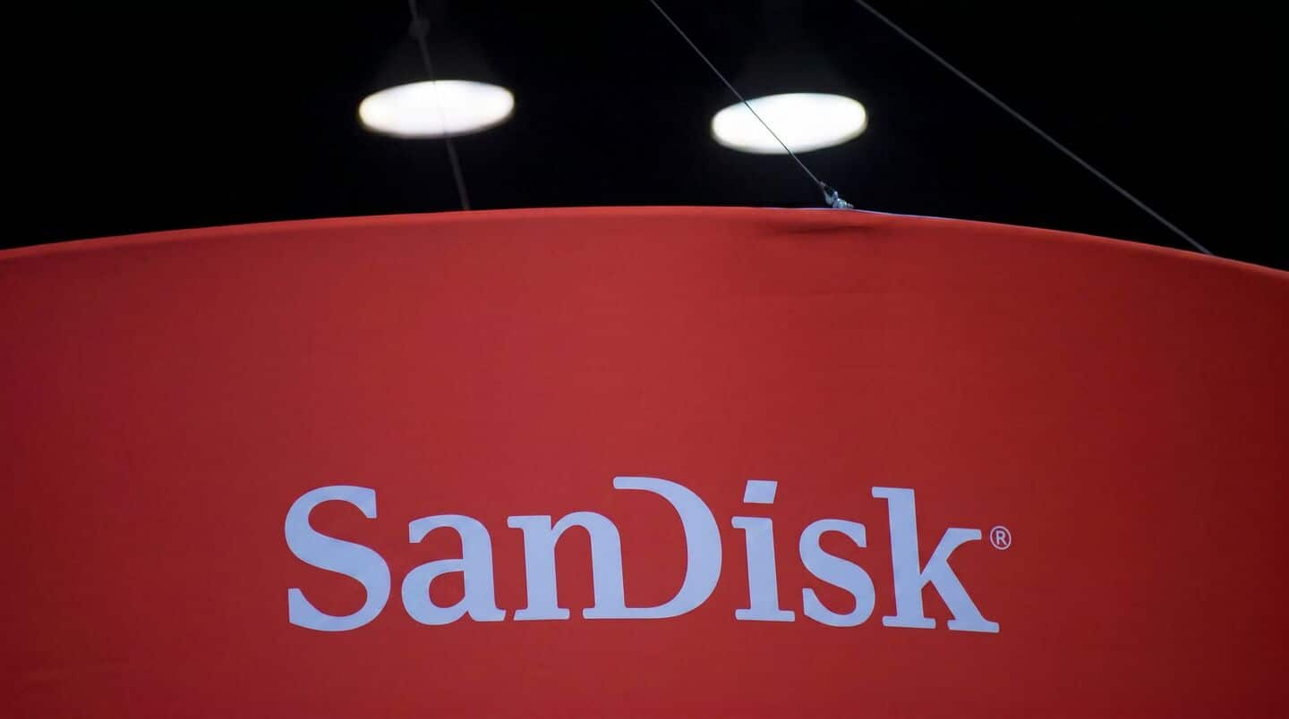 SanDisk posts $5.95B revenue, $23.41 per share on AI demand