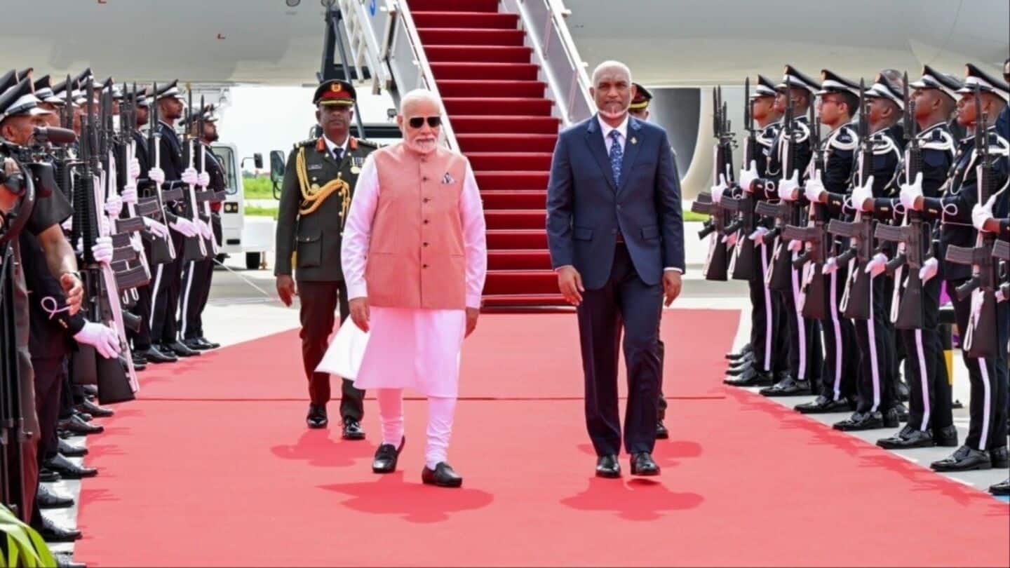 Modi receives 21-gun salute in Maldives, heralds new era of ties