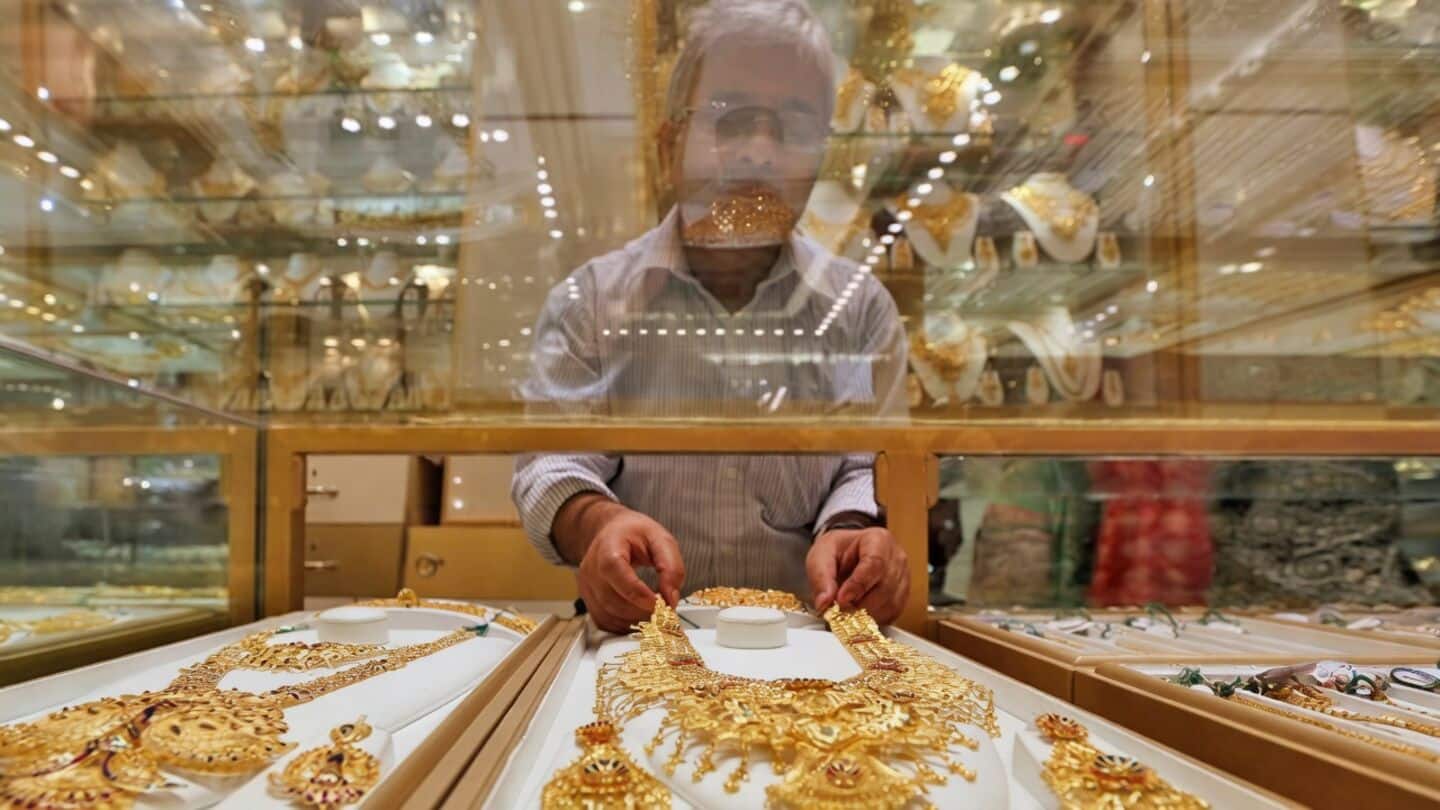 India's gold jewelers urge government to scrap MDR on UPI