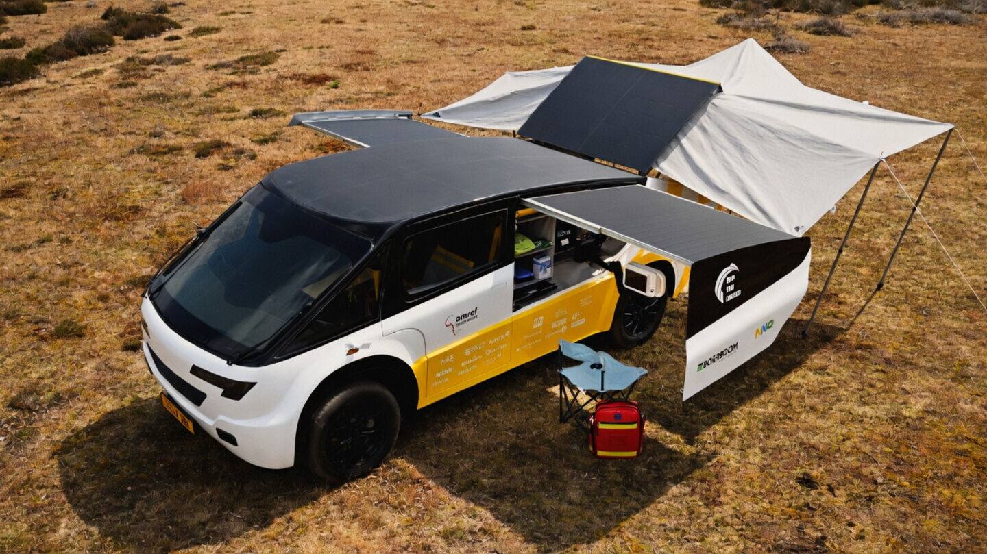 Netherlands student engineers unveil Stella Juva, world's 1st solar-powered ambulance
