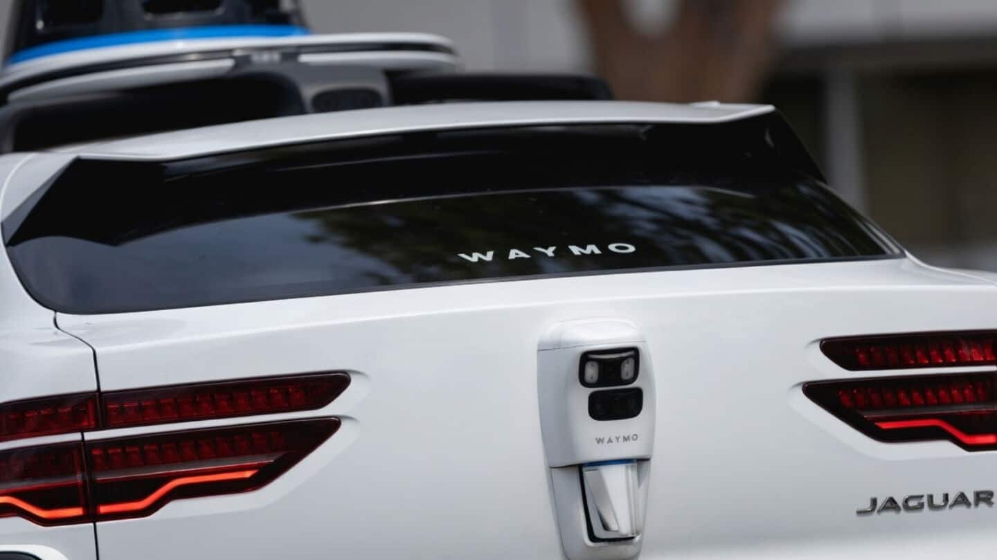 Waymo seeks to end Uber robotaxi partnership, plans own app