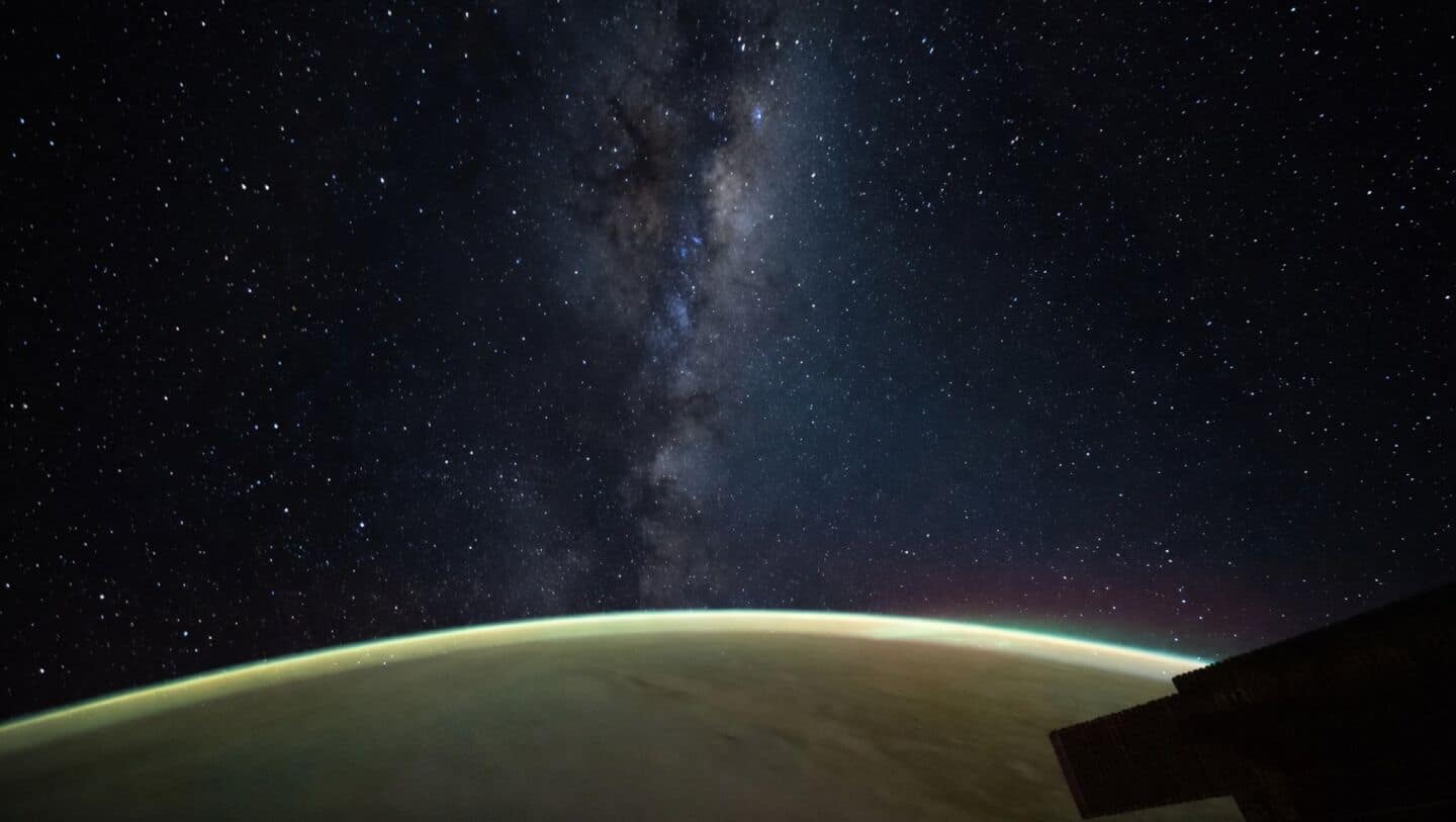 NASA releases Chris Williams Milky Way photo from SpaceX Dragon