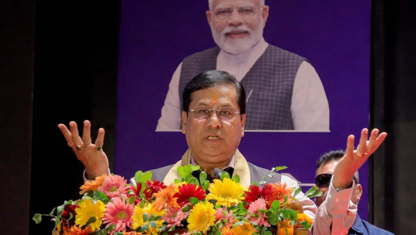 Sarbananda Sonowal unveils Logistics Port Performance Index 2024-25 in Mumbai