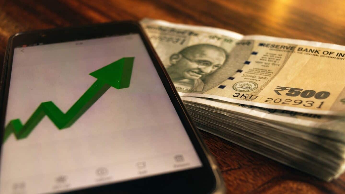 RBI eases bank forex rules to steady falling rupee