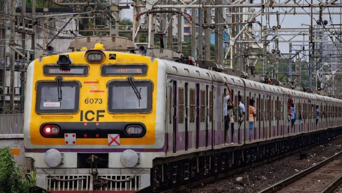 Prabhadevi bridge demolition disrupts Mumbai local trains through April 4